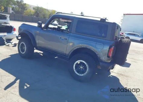 2022 Ford Bronco Badlands z USA, uszkodzony, nr VIN 1FMDE5CP9NLB82078